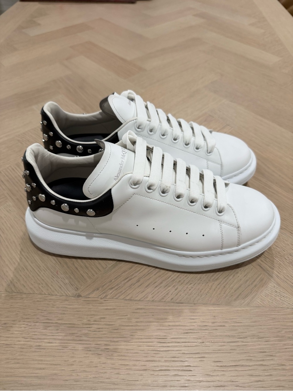 Alexander McQueen men’s sneakers 👟